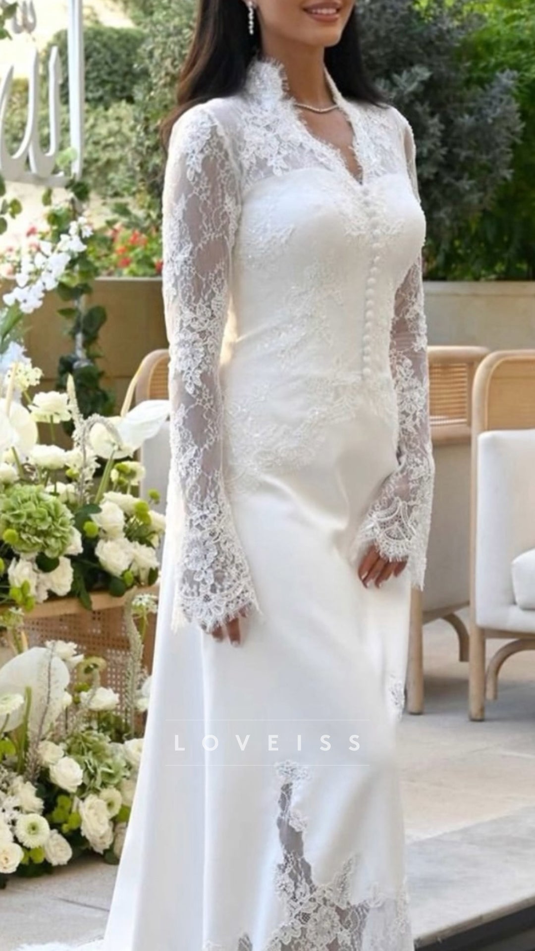 V-Neck Long Sleeves Button Appliques Lace A-Line Wedding Dress