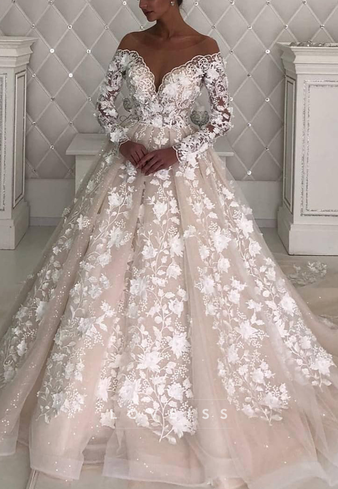 V-Neck Long Sleeves Floral Appliques Ball Gown Wedding Dress