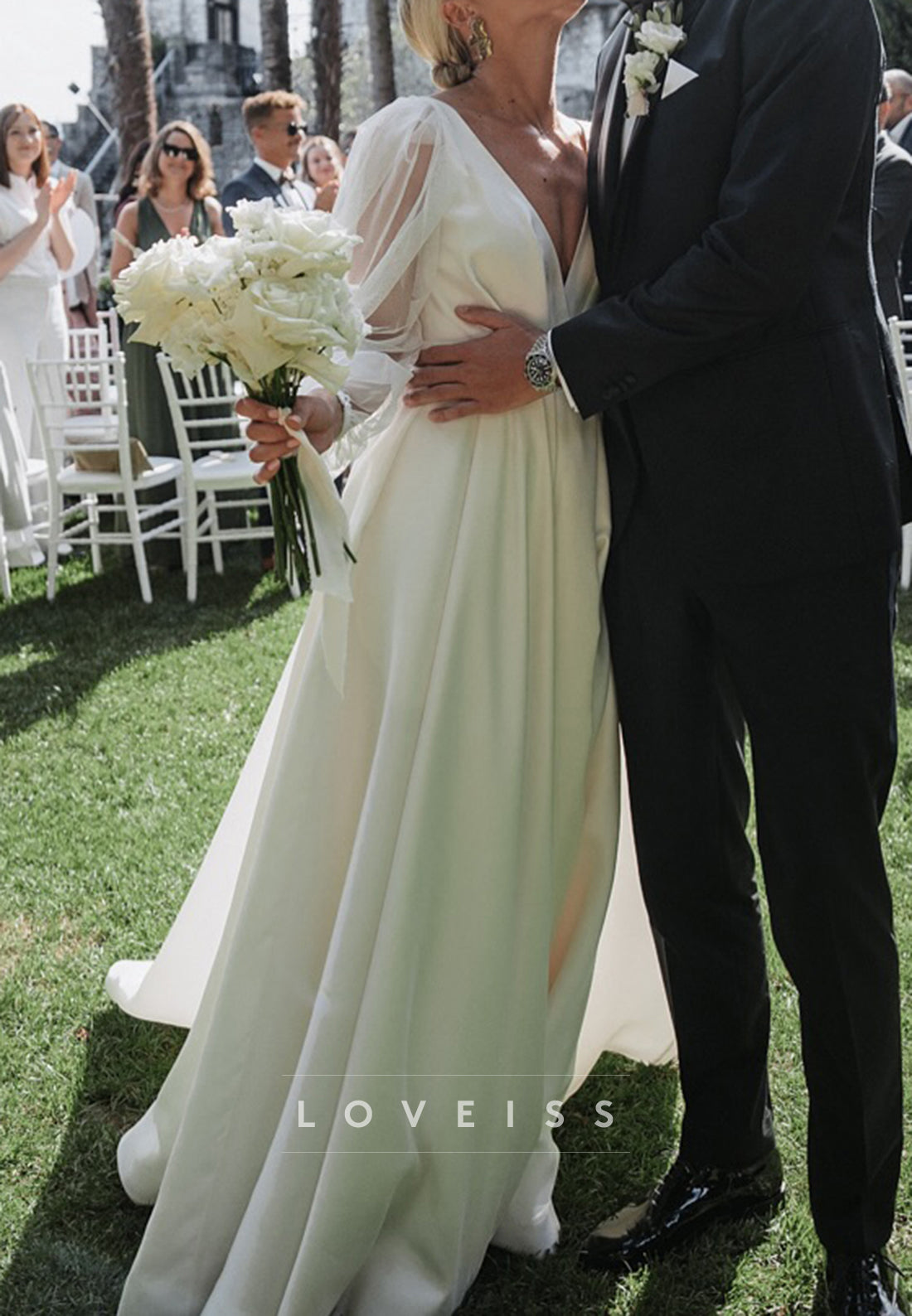 V-Neck Long Sleeves Pleated A-Line Vintage Wedding Dress