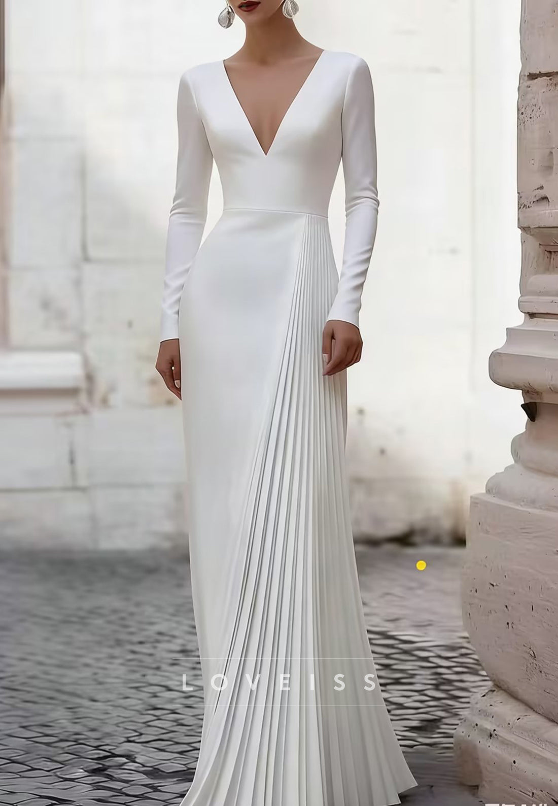 V-Neck Long Sleeves Pleated Sheath Evening Dress