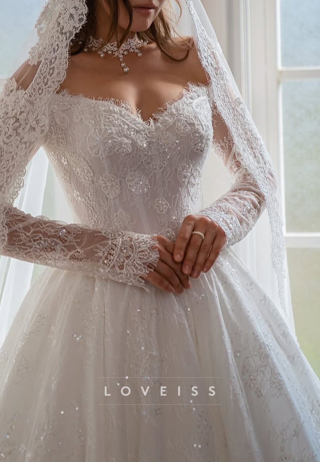 V-Neck Long Sleeves Sequins Appliques A-Line Wedding Gown