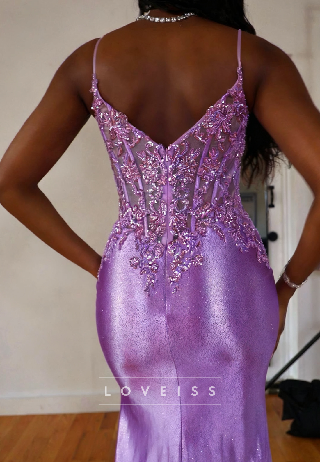 V-Neck Sequins Appliques Spaghetti Straps Sparkly Prom Dress