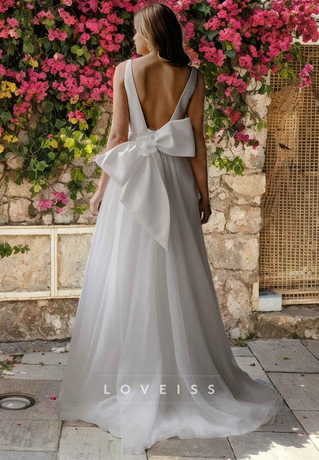 V-Neck Sleeveless A-Line Open Back Wedding Dress