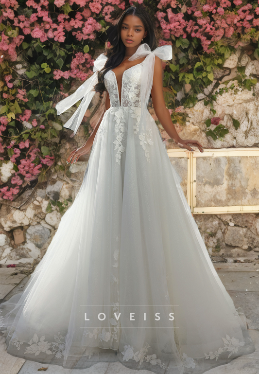 V-Neck Sleeveless Appliques Appliques Tulle A-Line Beach Wedding Dress