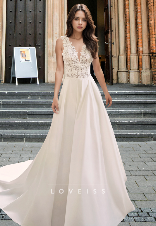 V-Neck Sleeveless Appliques Pleated A-Line Wedding Dress