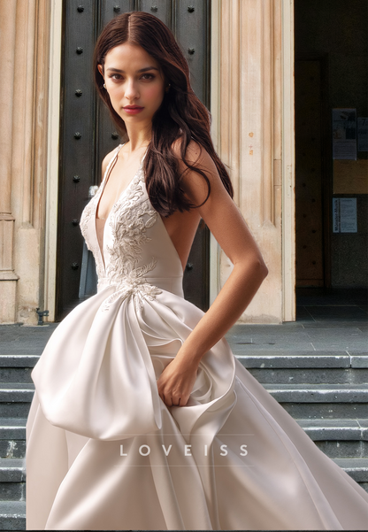 V-Neck Sleeveless Appliques Pleated Sleek A-Line Wedding Dress