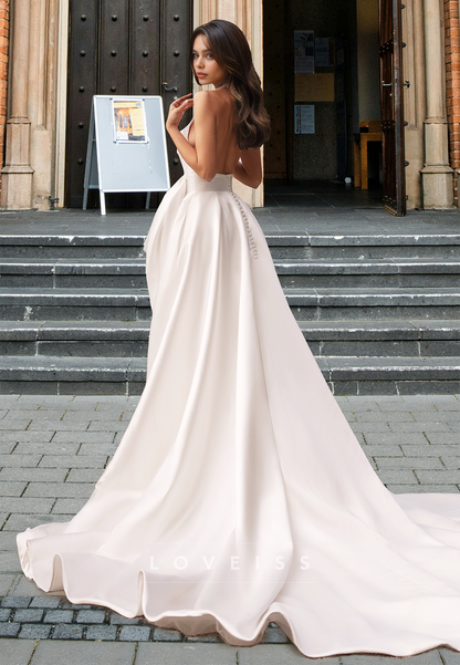 V-Neck Sleeveless Appliques Pleated Sleek A-Line Wedding Dress