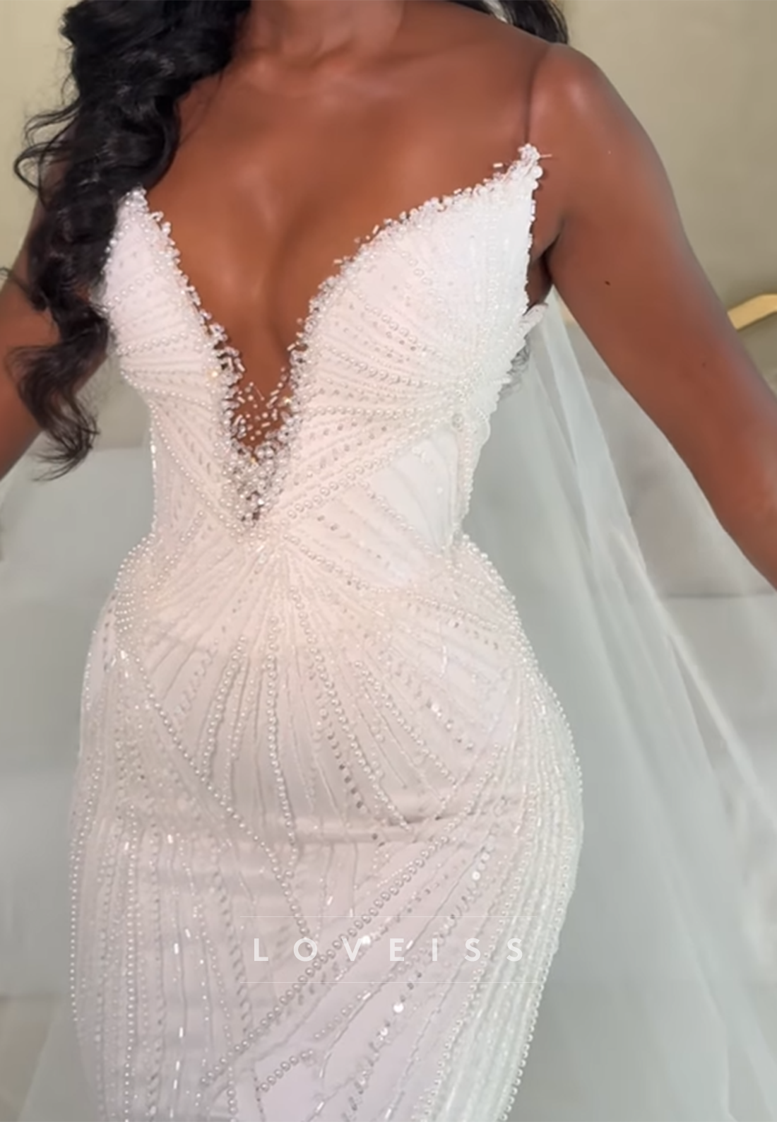 V-Neck Sleeveless Beaded Embroidery Mermaid Wedding Dress