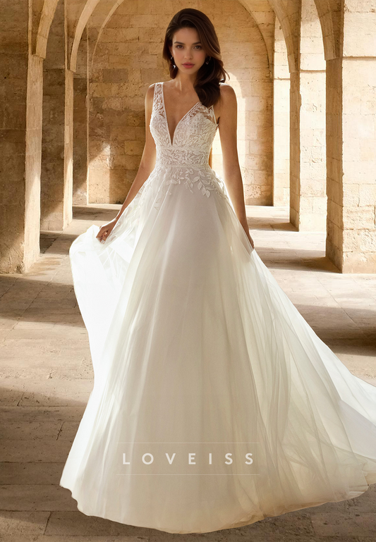 V-Neck Sleeveless Lace Appliques Tulle Ball Gown A-Line Wedding Dress