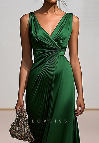 V-Neck Sleeveless Pleated Mermaid Evening Dress