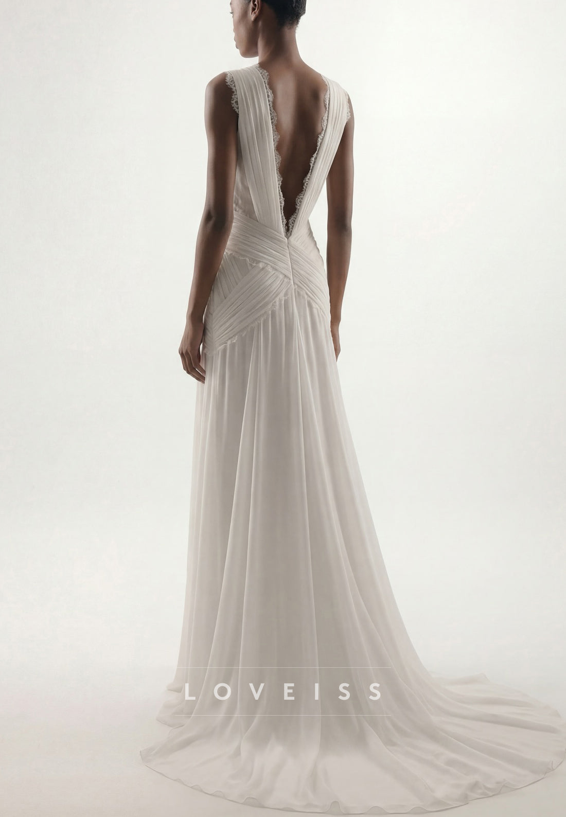 V-Neck Sleeveless Pleated Tulle Mermaid Wedding Dress