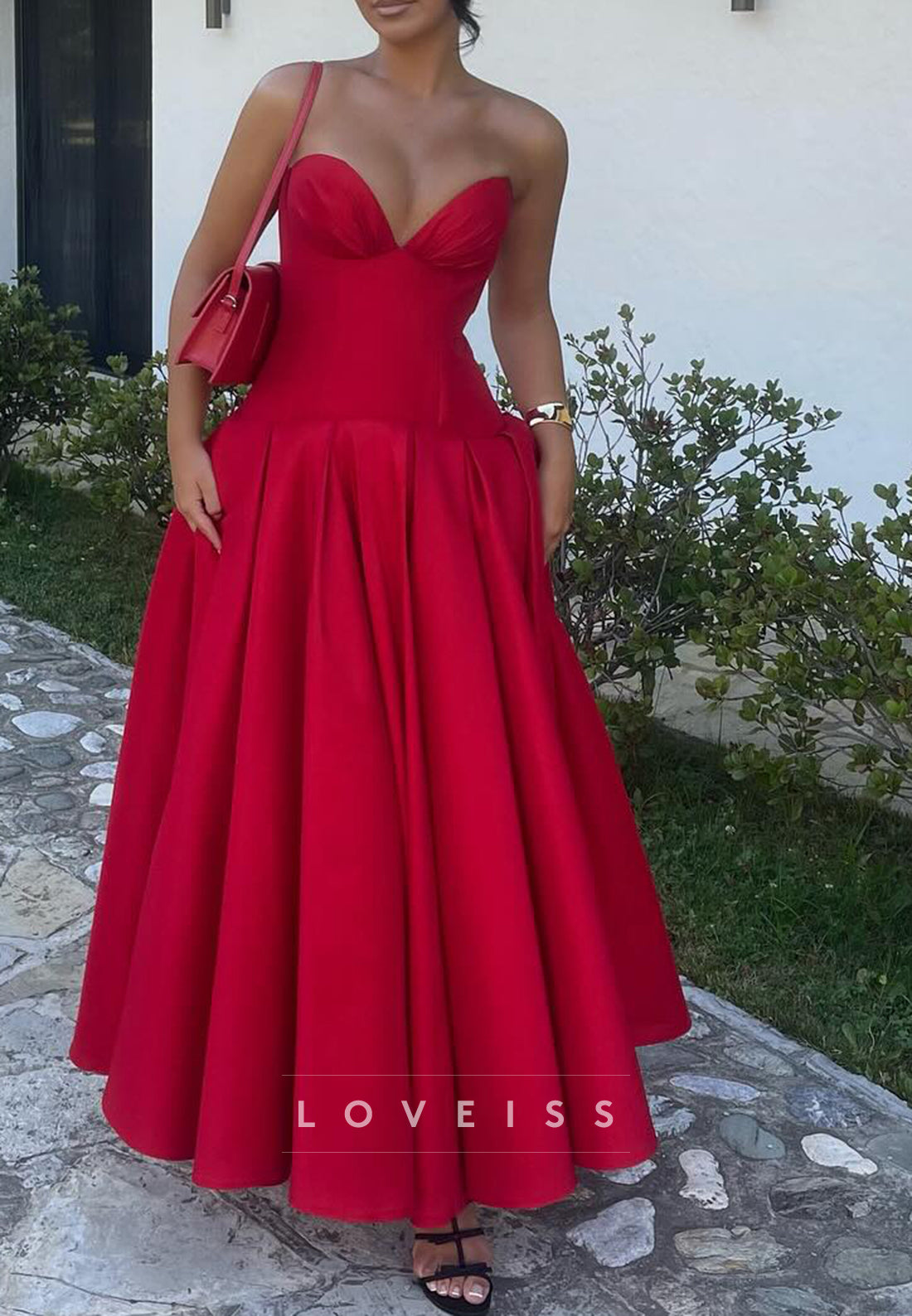 V-Neck Sleeveless Satin Pleated Long Red Prom Dress