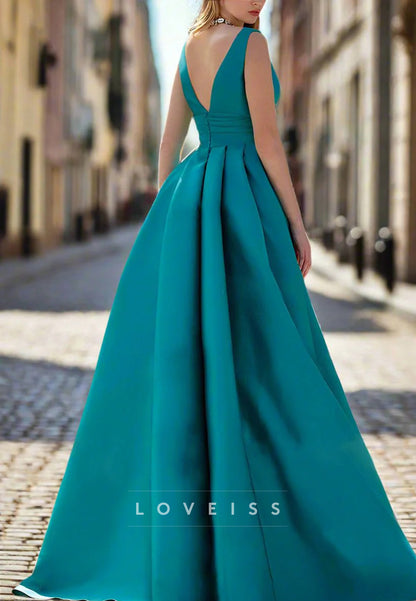 V-Neck Sleeveless Sleek Mermaid Evening Dress