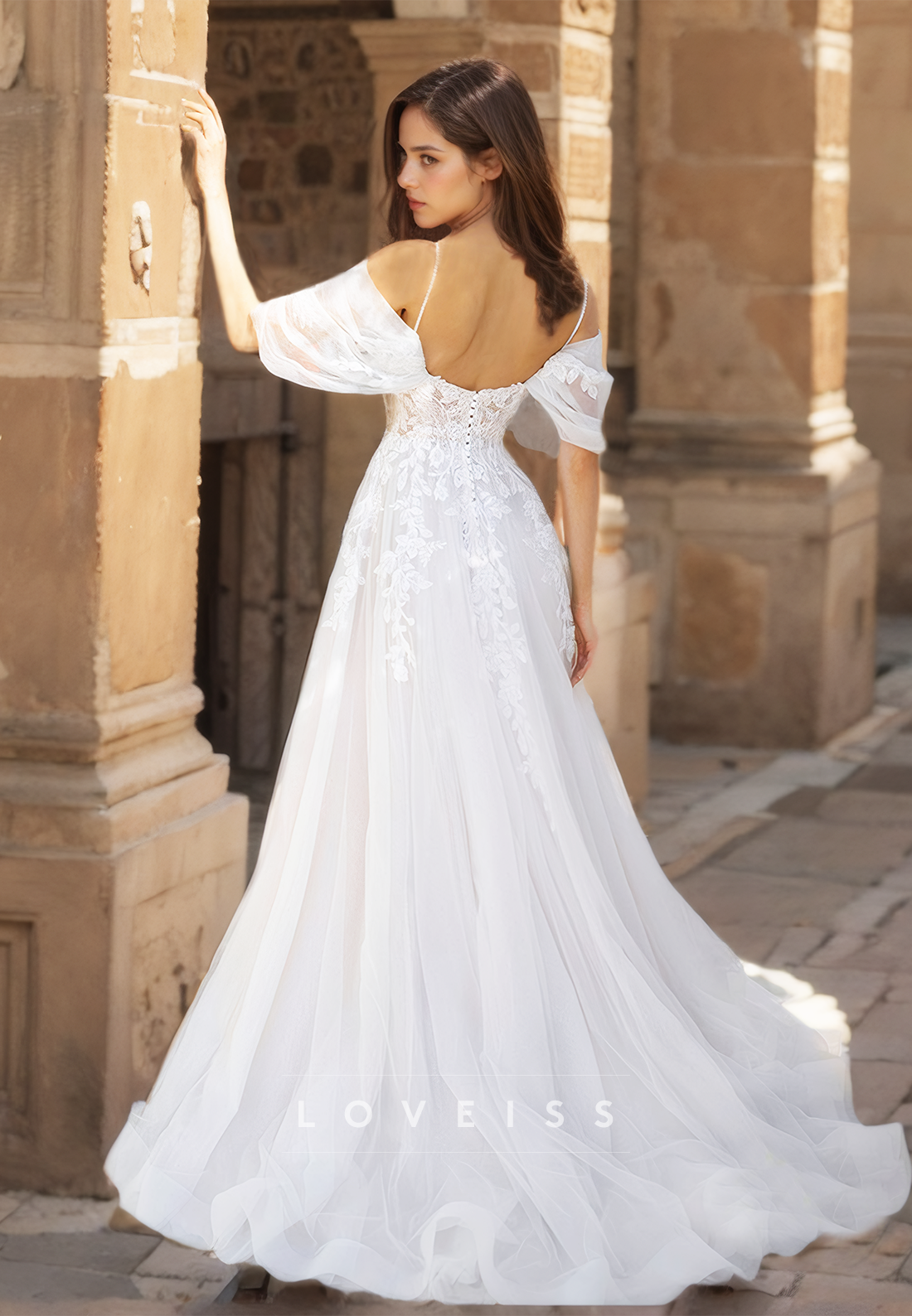 V-Neck Sleeves Appliques Tulle Spaghetti Straps Tulle A-Line Wedding Dress