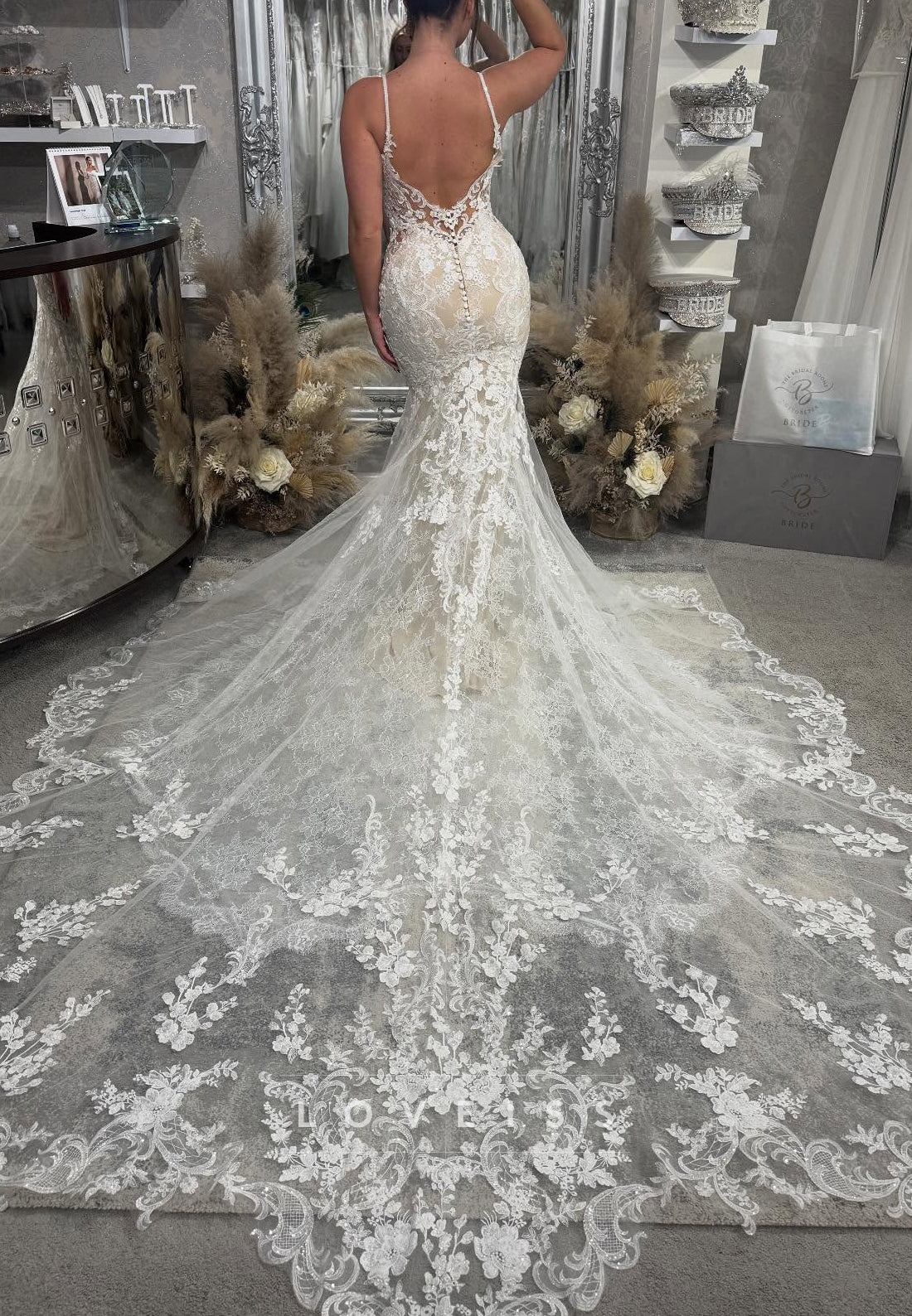 V-Neck Spaghetti Straps Lace Appliques Mermaid Wedding Dress