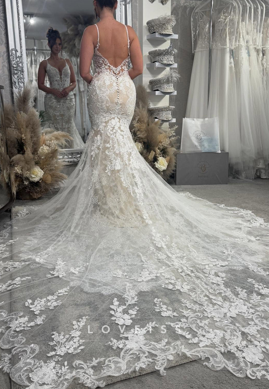 V-Neck Spaghetti Straps Lace Appliques Mermaid Wedding Dress