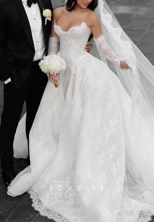 V-Neck Strapless Lace Appliques A-Line Wedding Dress
