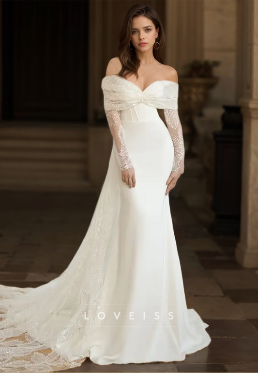 V-Neck Strapless Lace Appliques Sleek Mermaid Wedding Dress