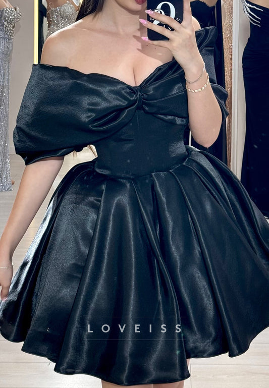 V-Neck Strapless Pleated A-Line Short Party Homecoming Dress