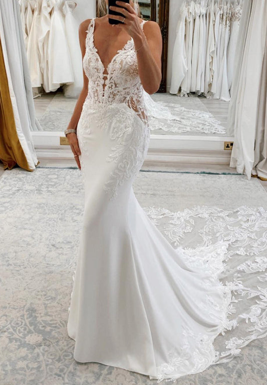 V-Neck Straps Appliques Sleek Mermaid Wedding Dress