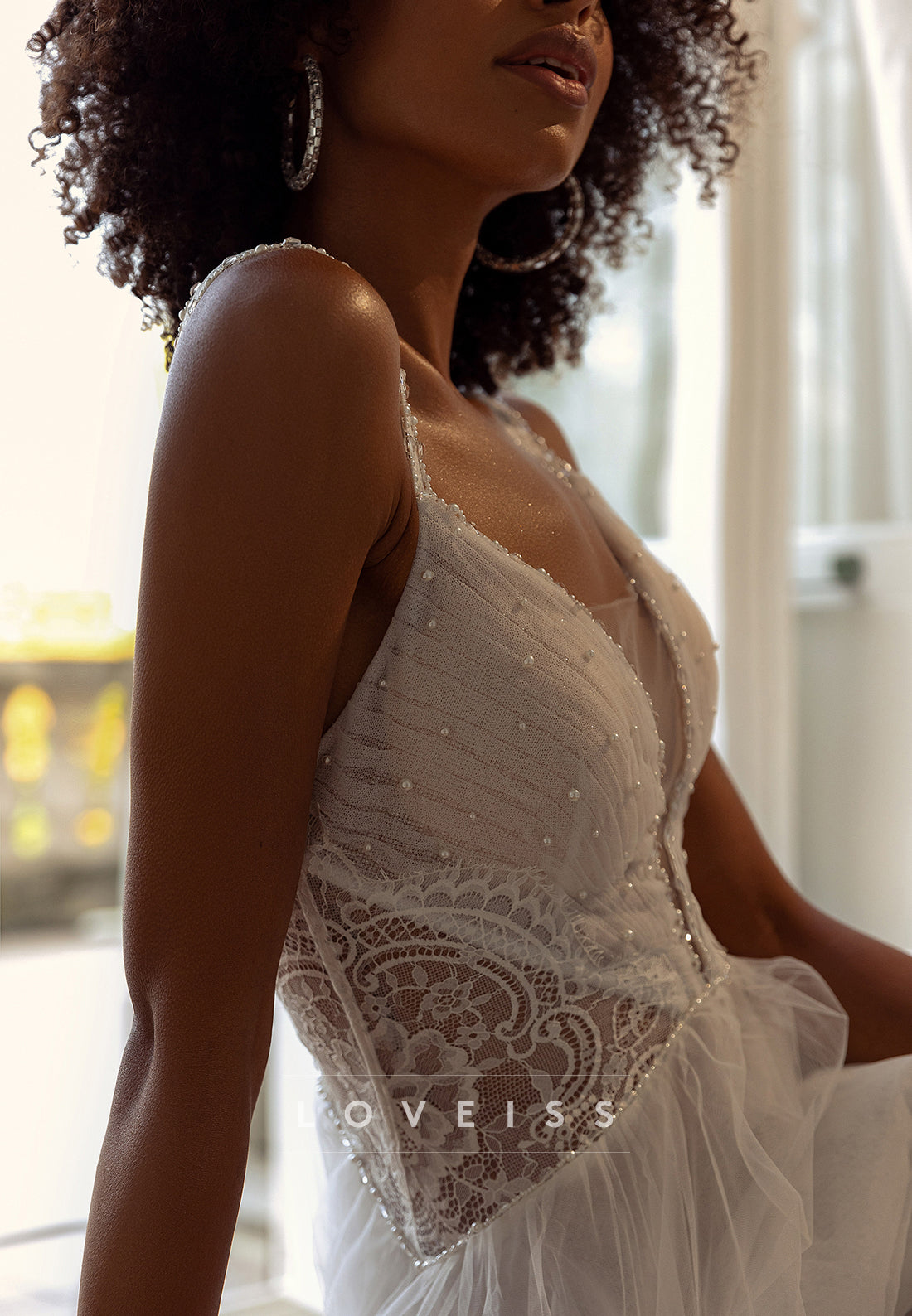 V-Neck Straps Pleated Appliques Tulle A-Line Wedding Dress