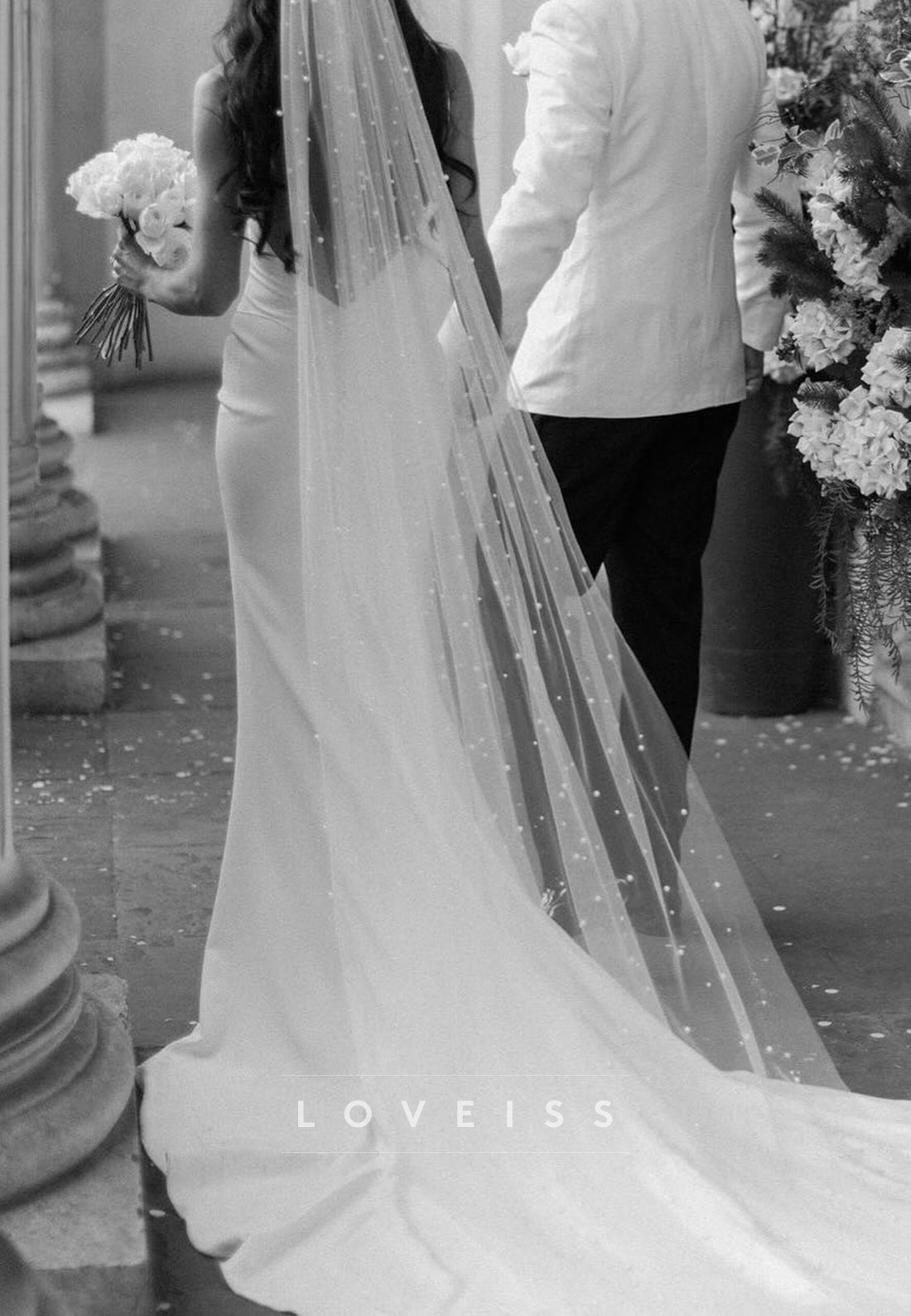 V-Neck Straps Sleek Fitted Mermaid Simple Wedding Dress