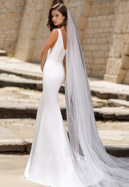 V-Neck Straps Sleeveless Sleek Mermaid Beach Wedding Dress