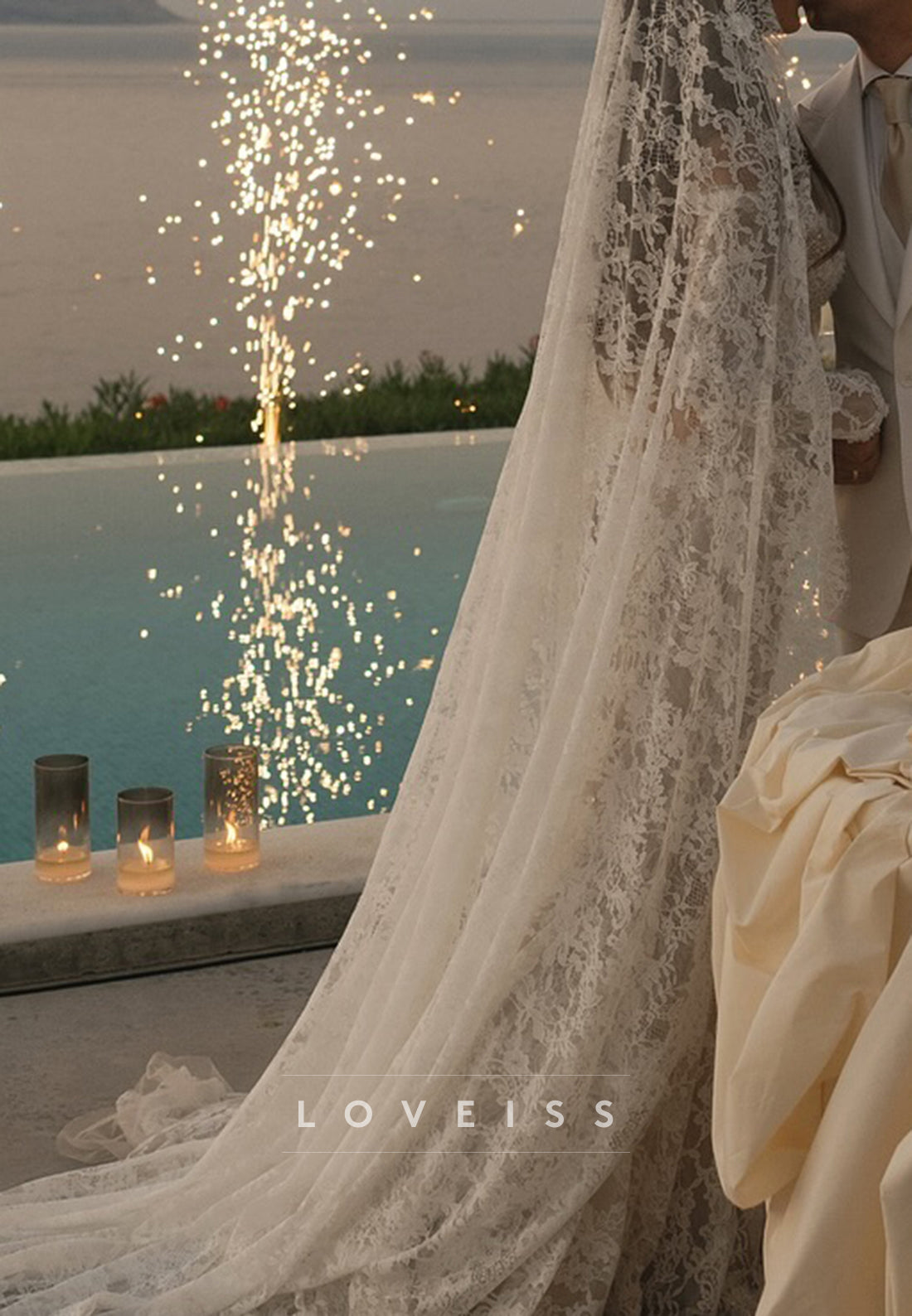Long Sleeve Lace Mermaid Wedding Dress