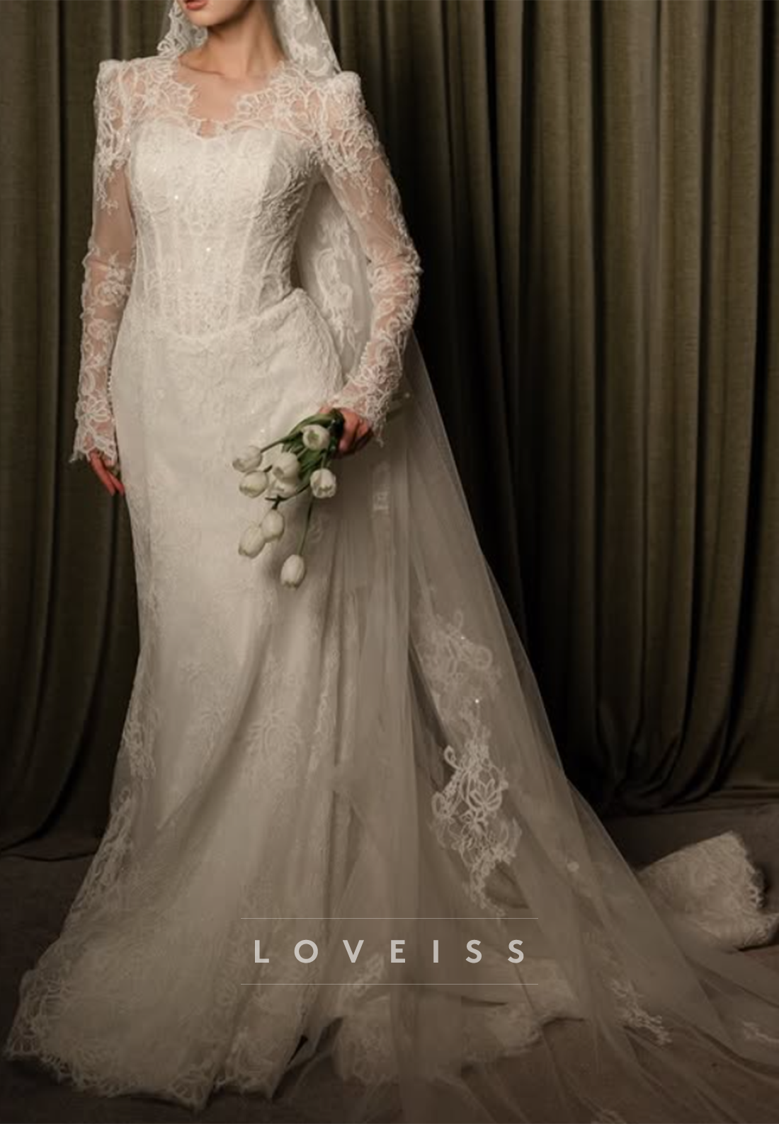 Long Sleeve Lace Mermaid Wedding Dress with Train