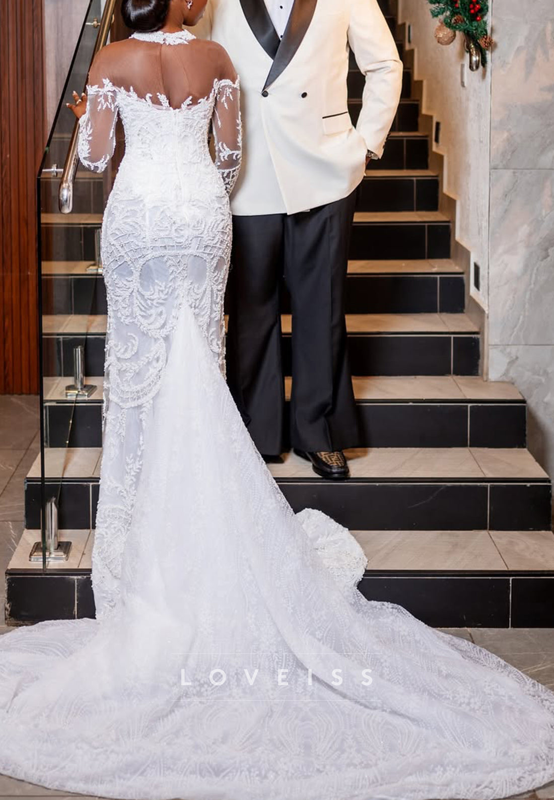 Off-Shoulder Lace Mermaid Wedding Dress