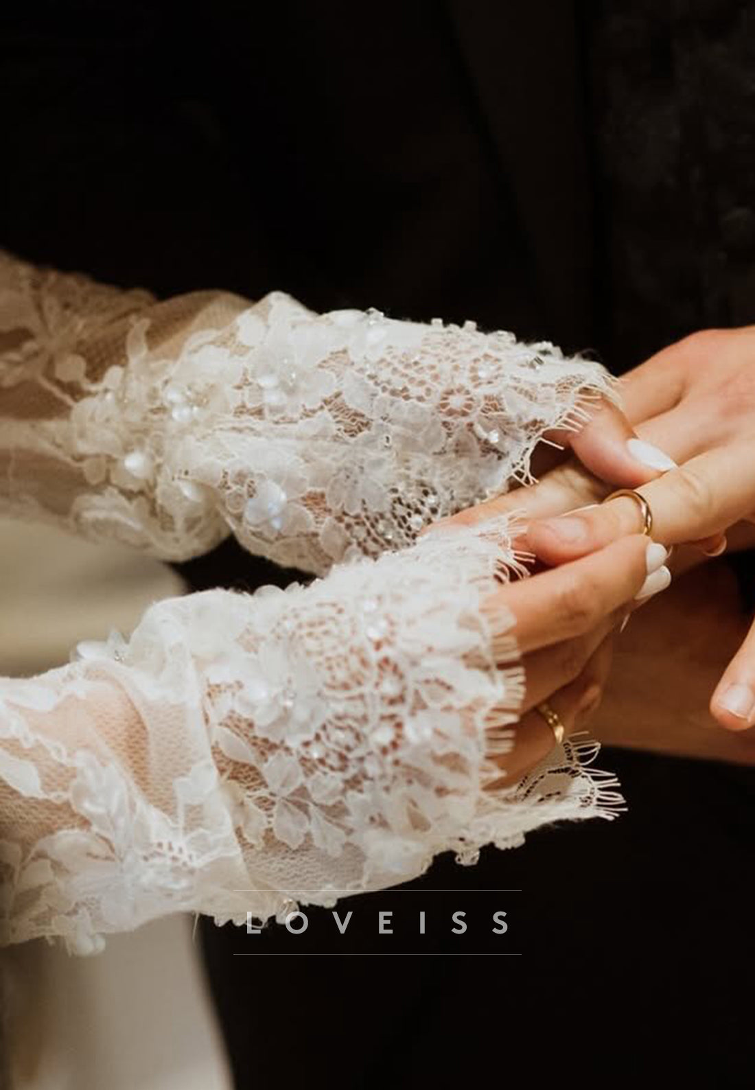 Off-the-Shoulder Long Sleeve Lace Mermaid Wedding Dress