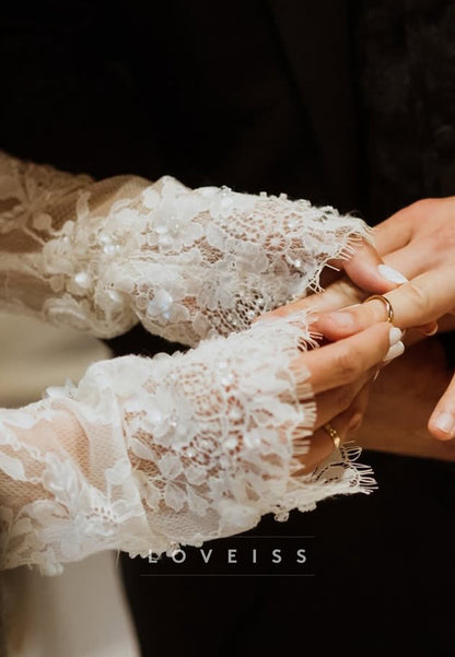 Off-the-Shoulder Long Sleeve Lace Mermaid Wedding Dress