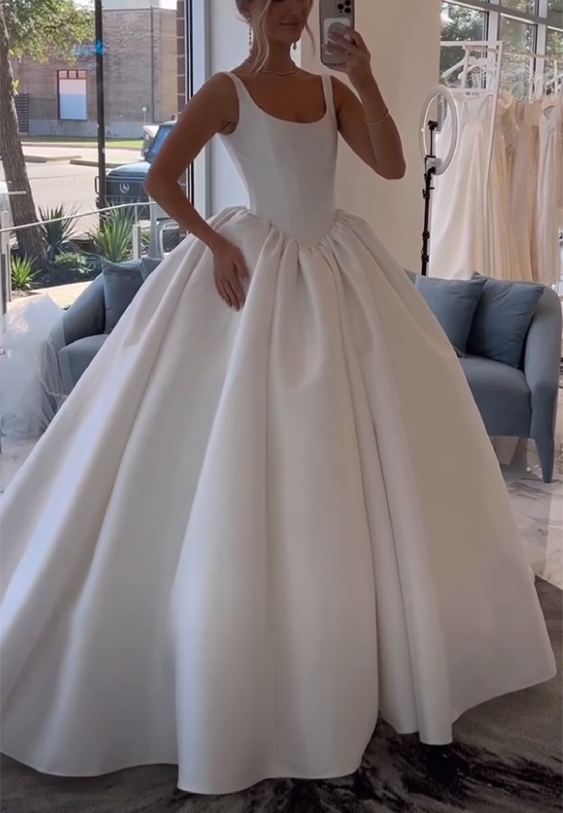 Scoop Neck Satin Ball Gown Wedding Dress