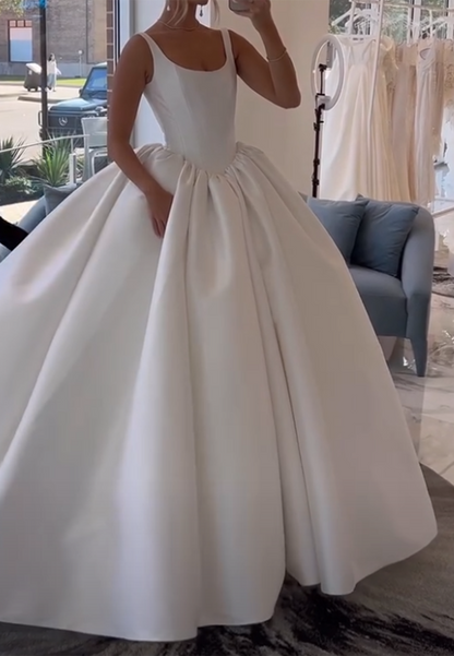Scoop Neck Satin Ball Gown Wedding Dress