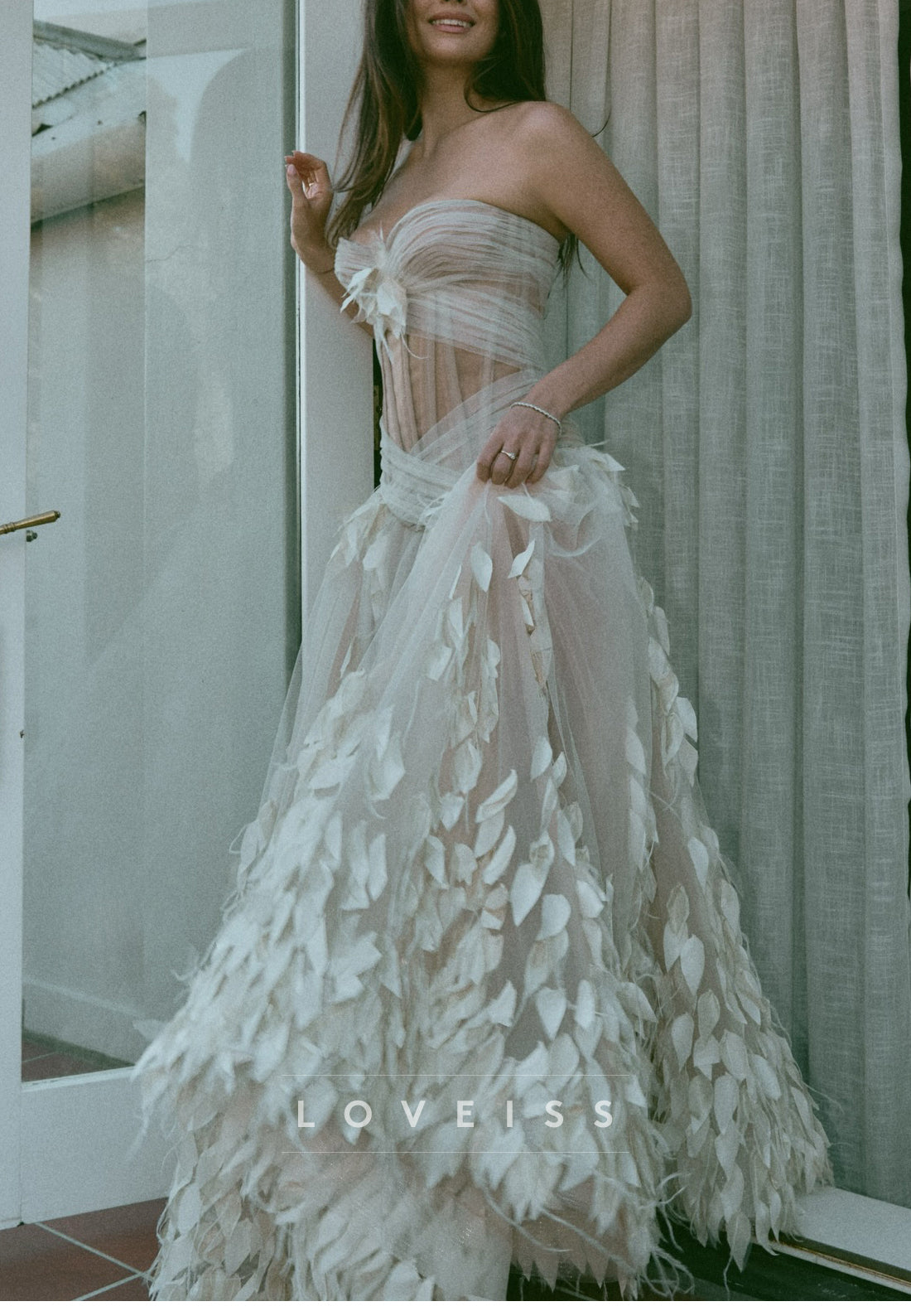 Strapless Leaf Appliqué Tulle Wedding Dress