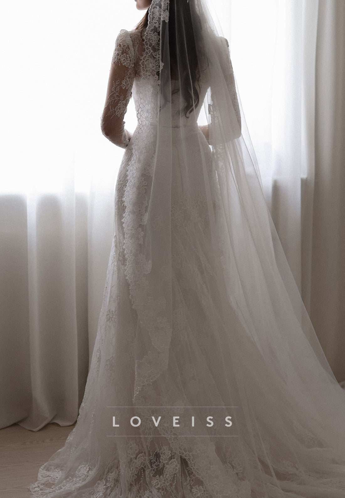 Vintage Lace Fit and Flare Wedding Dress