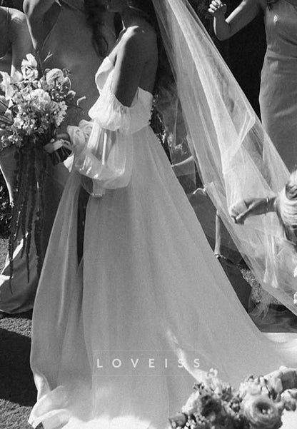 Sweetheart Organza A-Line Wedding Dress