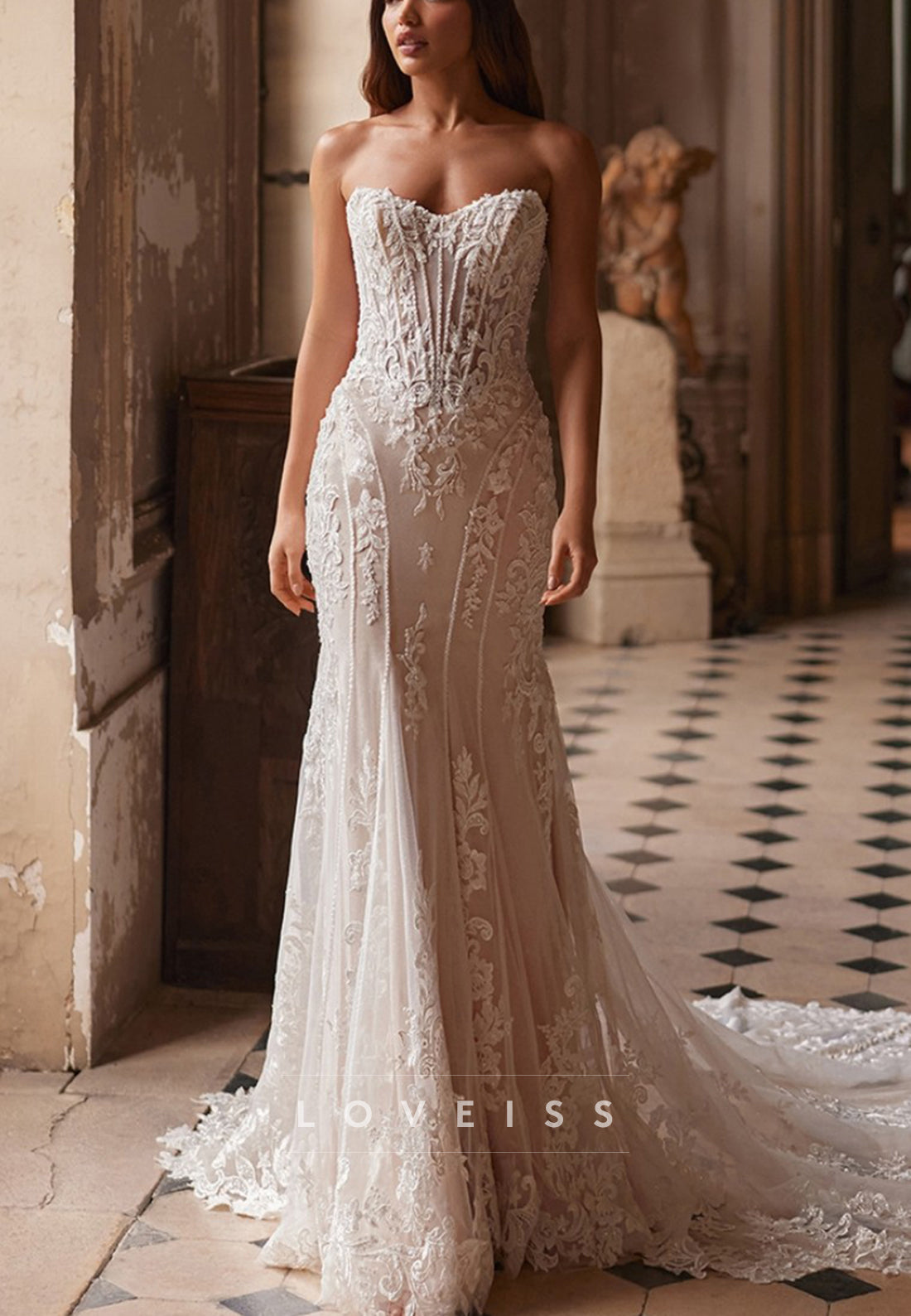 Strapless Lace Mermaid Wedding Dress with Train
