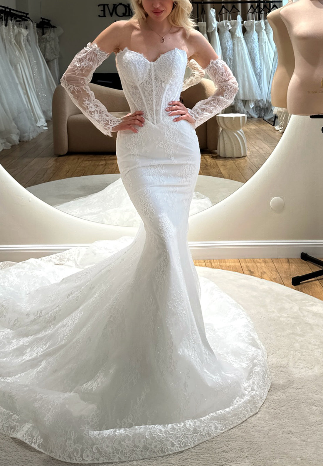 Corset Lace Mermaid Wedding Dress with Sleeves