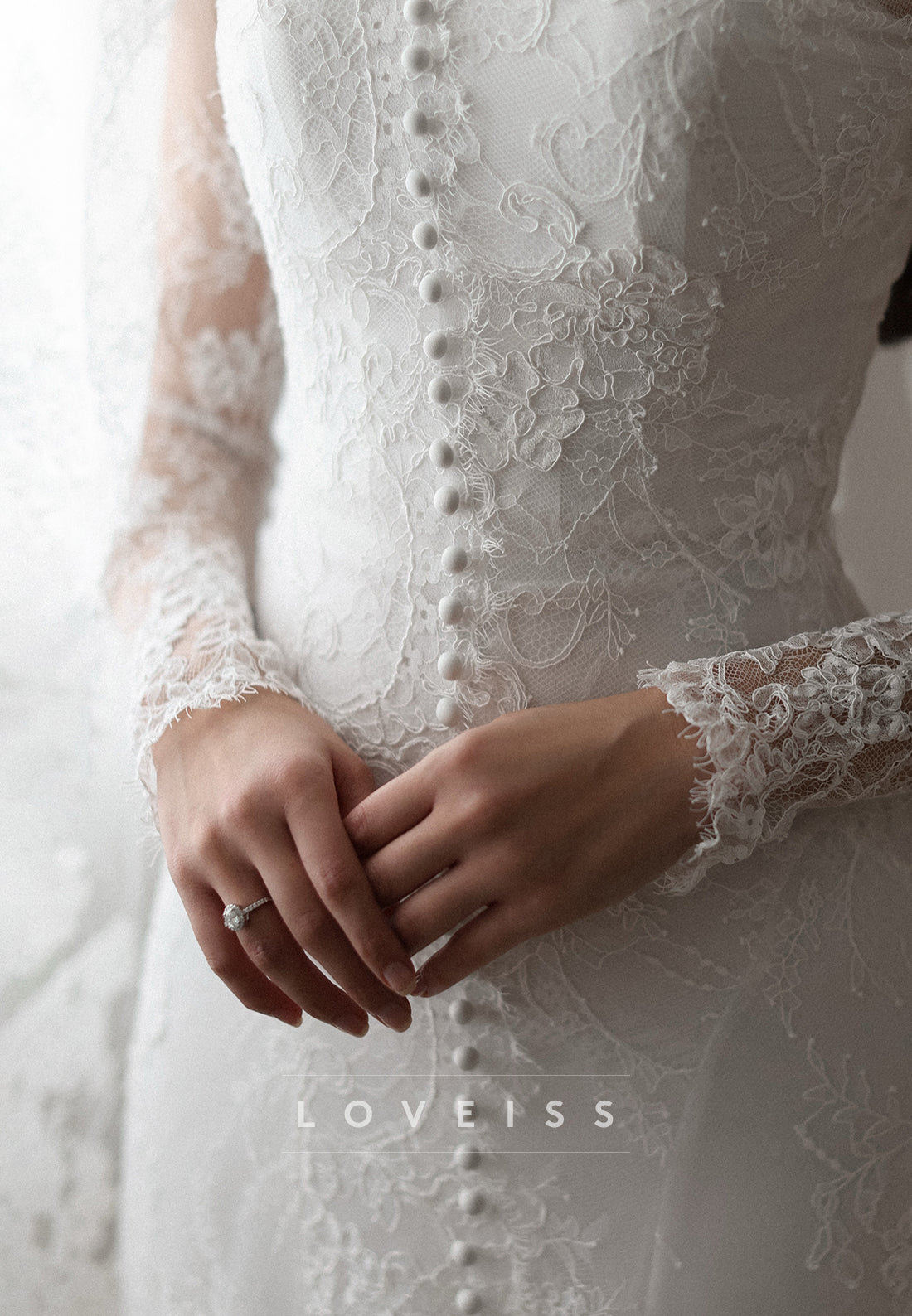 Vintage Lace Fit and Flare Wedding Dress