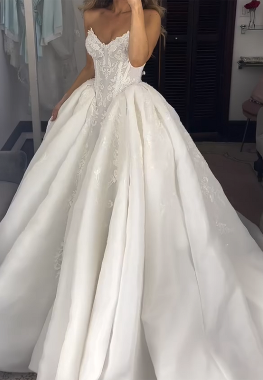Lace Corset Bodice Ball Gown Wedding Dress