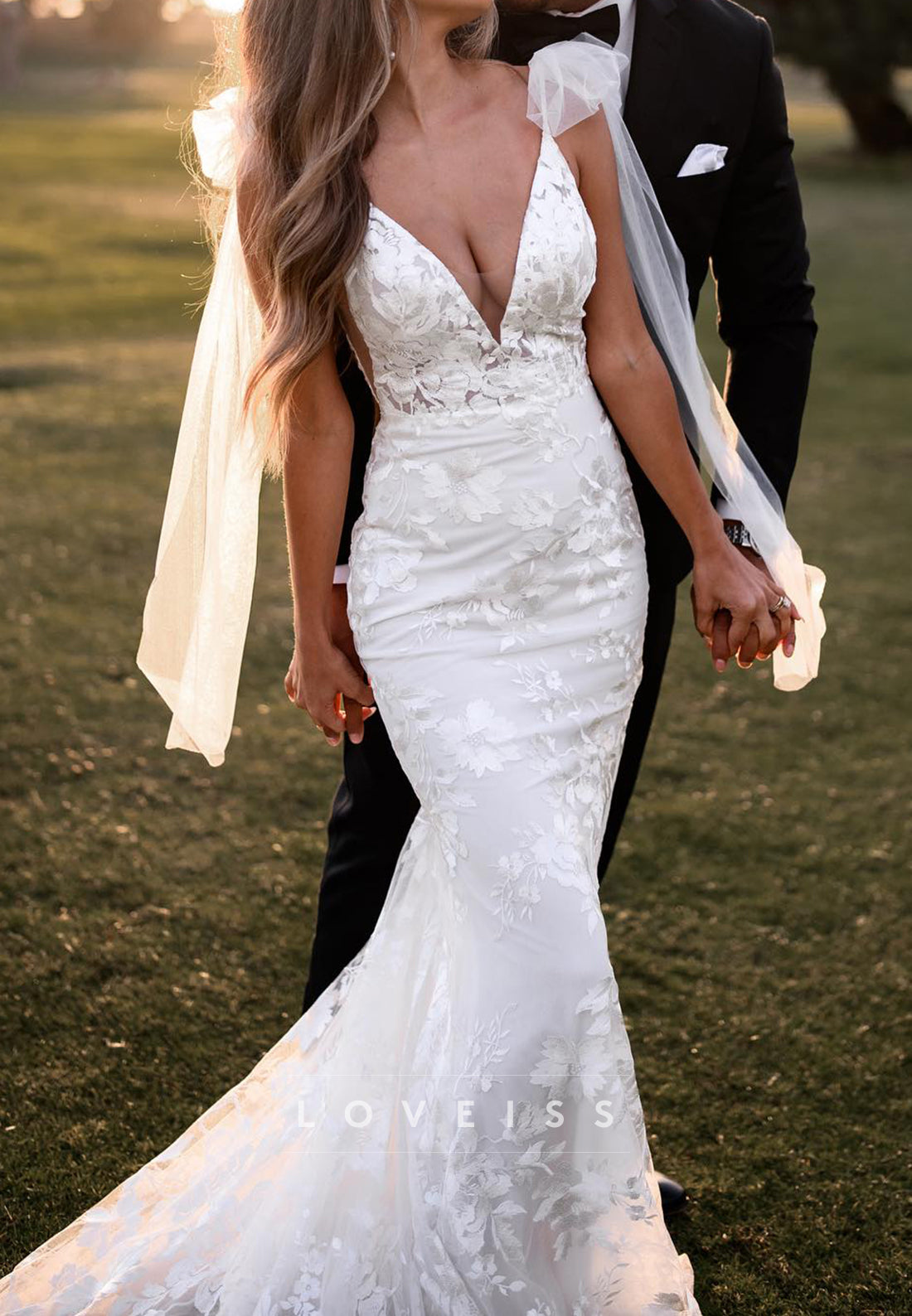 Lace Mermaid Wedding Dress with Tulle Shoulder Bows