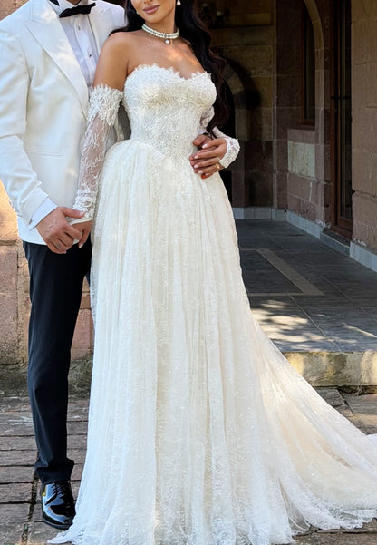 Lace Off-the-Shoulder Ball Gown Wedding Dress