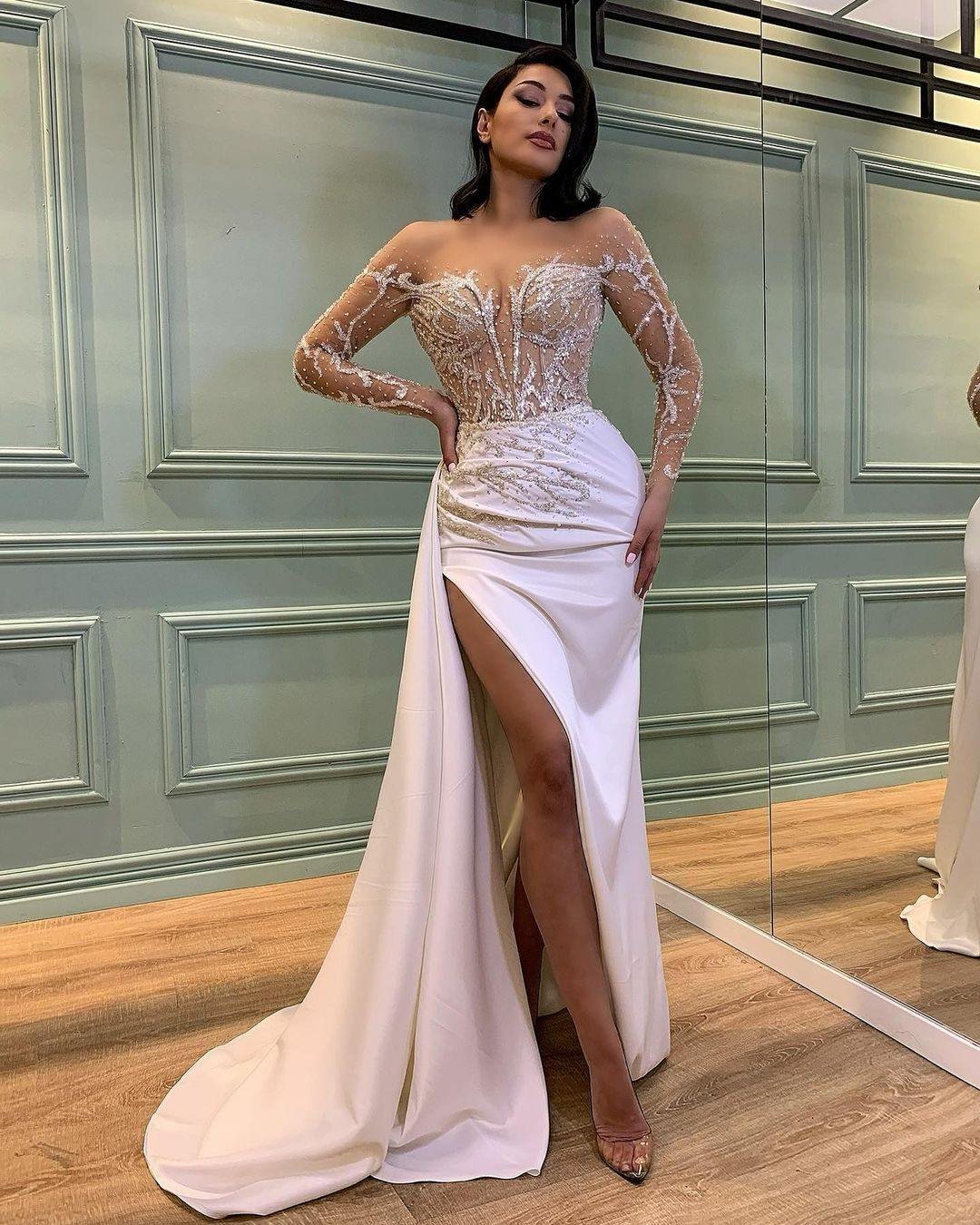Chic Stain Lace Long Sleeve Slit Prom Dress with Beaded