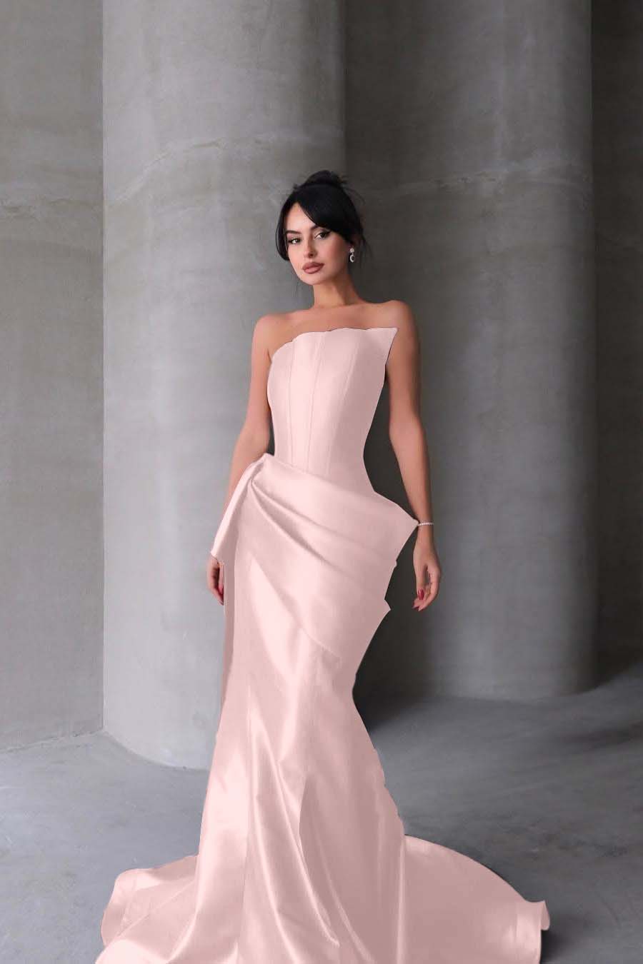Lussooy Simple Satin Sleeveless Blushing Pink Spaghtti Strap A Line Short Prom Dress with Pleated