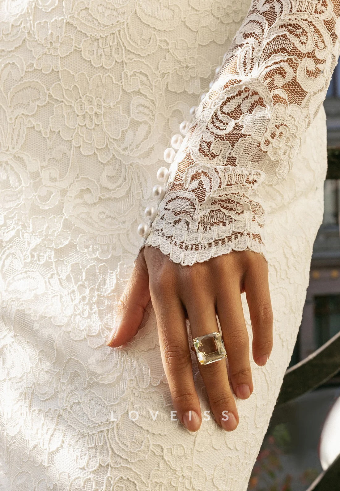 V-Neck Lace Appliques Long Sleeves Mermaid Wedding Dress