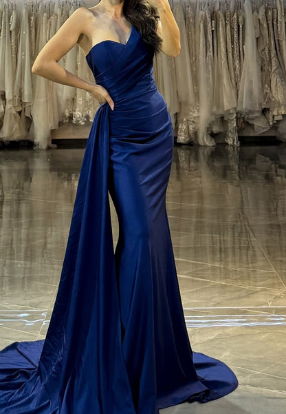 One Shoulder Sleeveless Pleated Sleek Mermaid Formal Dress