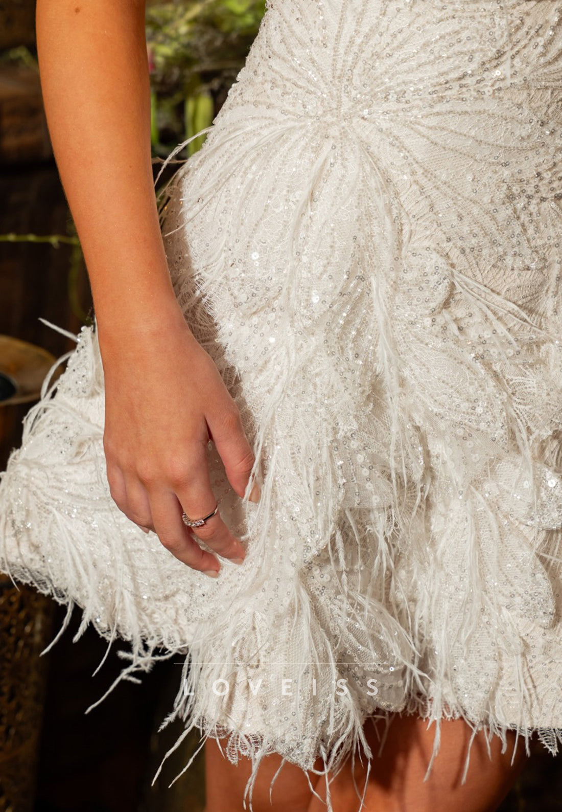 Halter Appliques Feathered A-Line  Short Wedding Dress