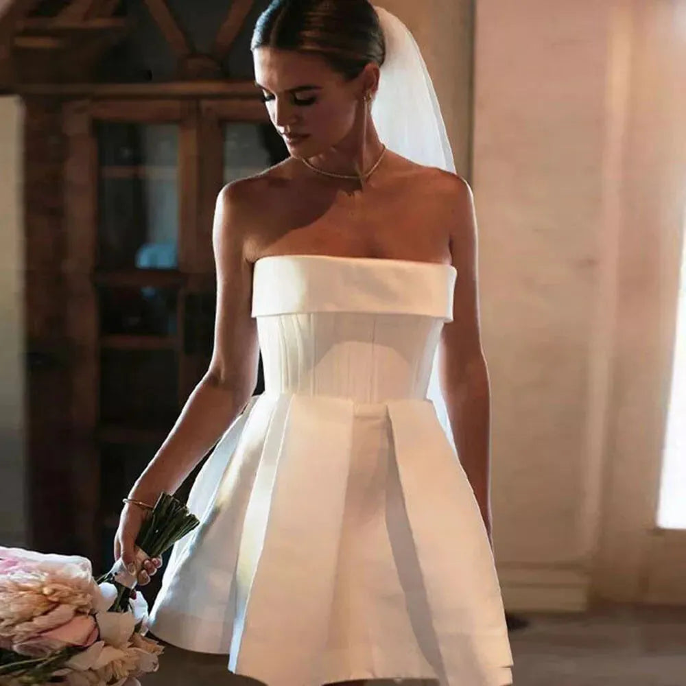 Elegant Strapless Pleat Short Wedding Dress For Women Simple Backless A Line Above Knee Mini Bridal Gown