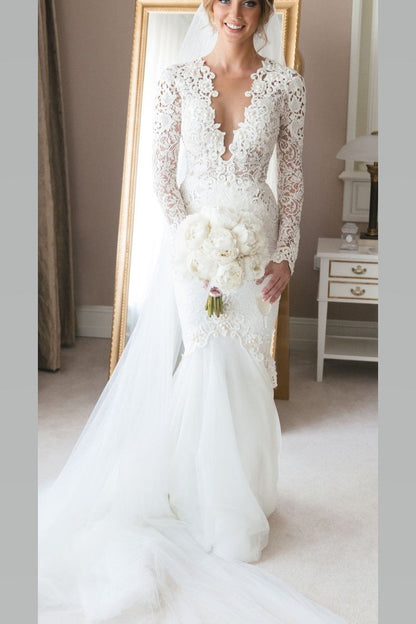 Sheer V-neck Lace Long-sleeve Wedding Gown